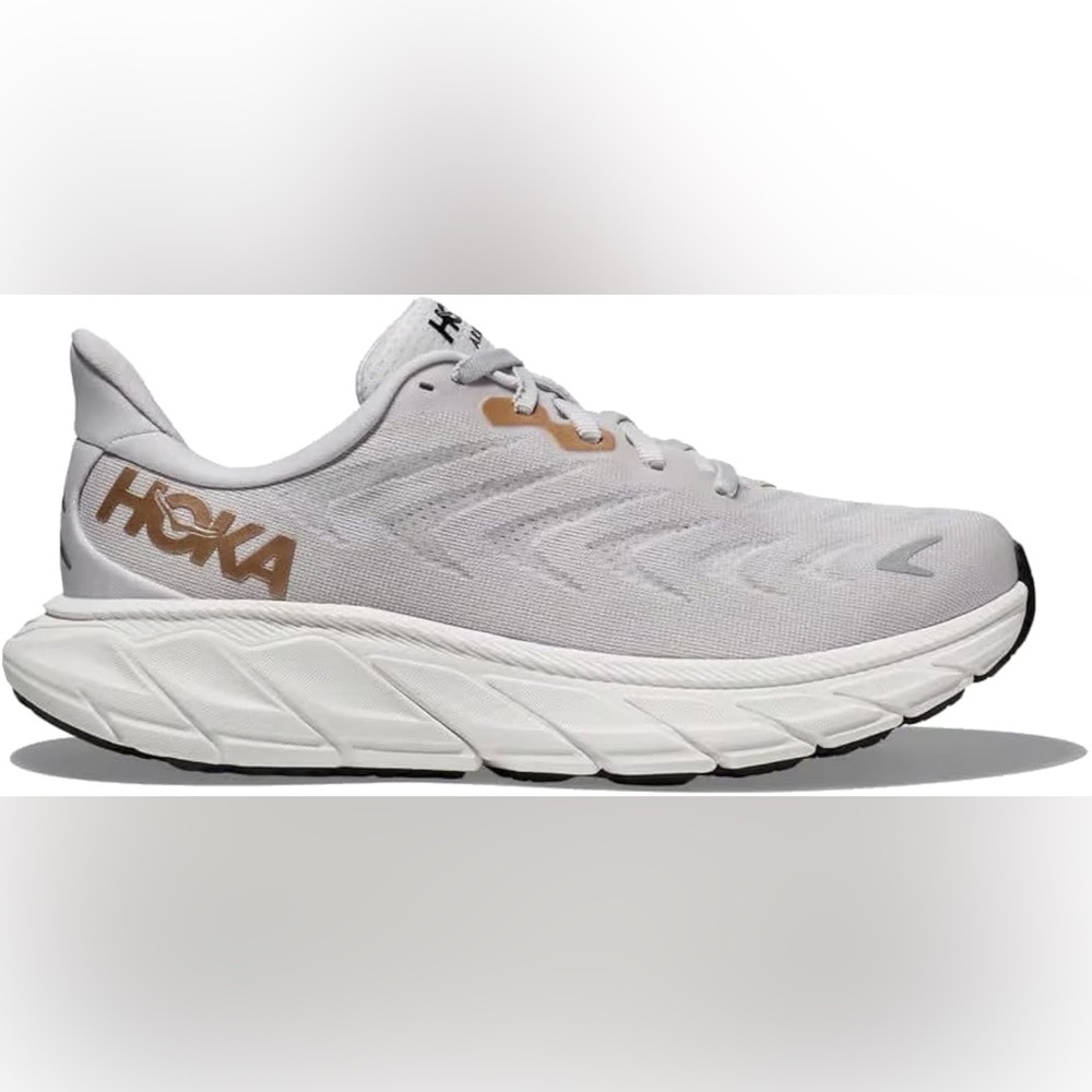 HOKA Arahi 6 women’s 10 B running tennis shoes white